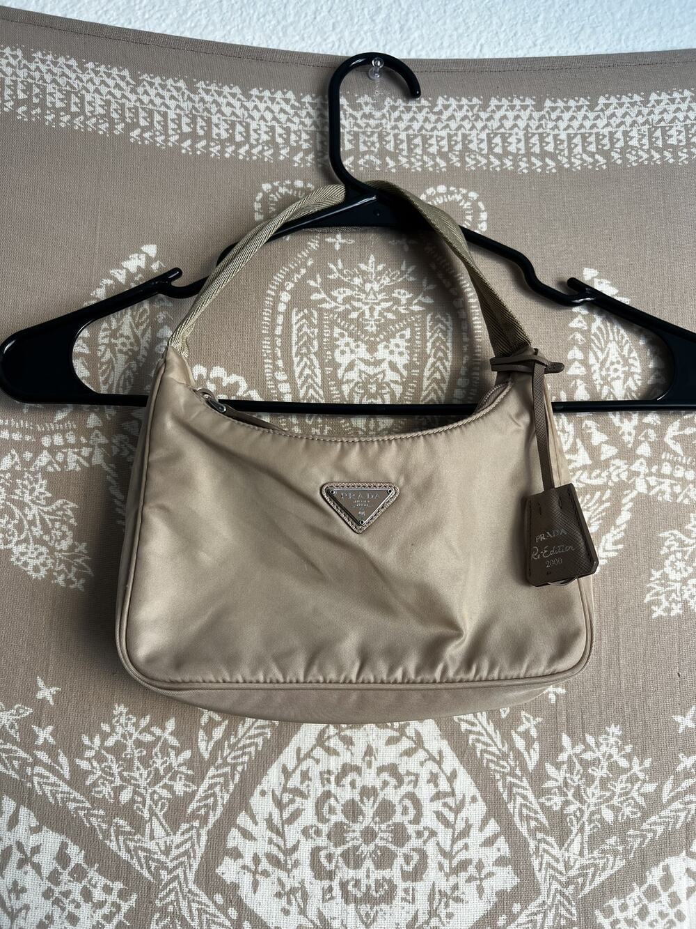 Prada Re-Edition 2000 Tessuto Nylon Mini Bag Beige